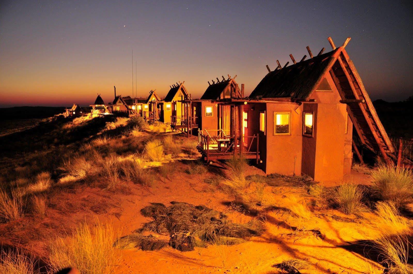 Xaus Lodge Twee Rivieren Exterior photo